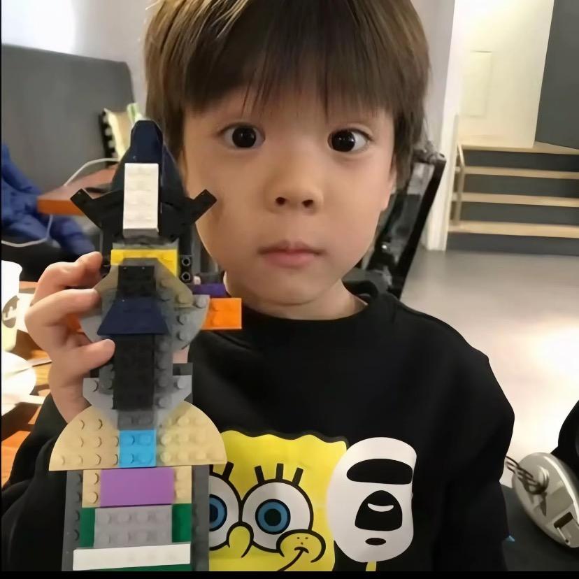 ￴￴我睡觉的时候不困