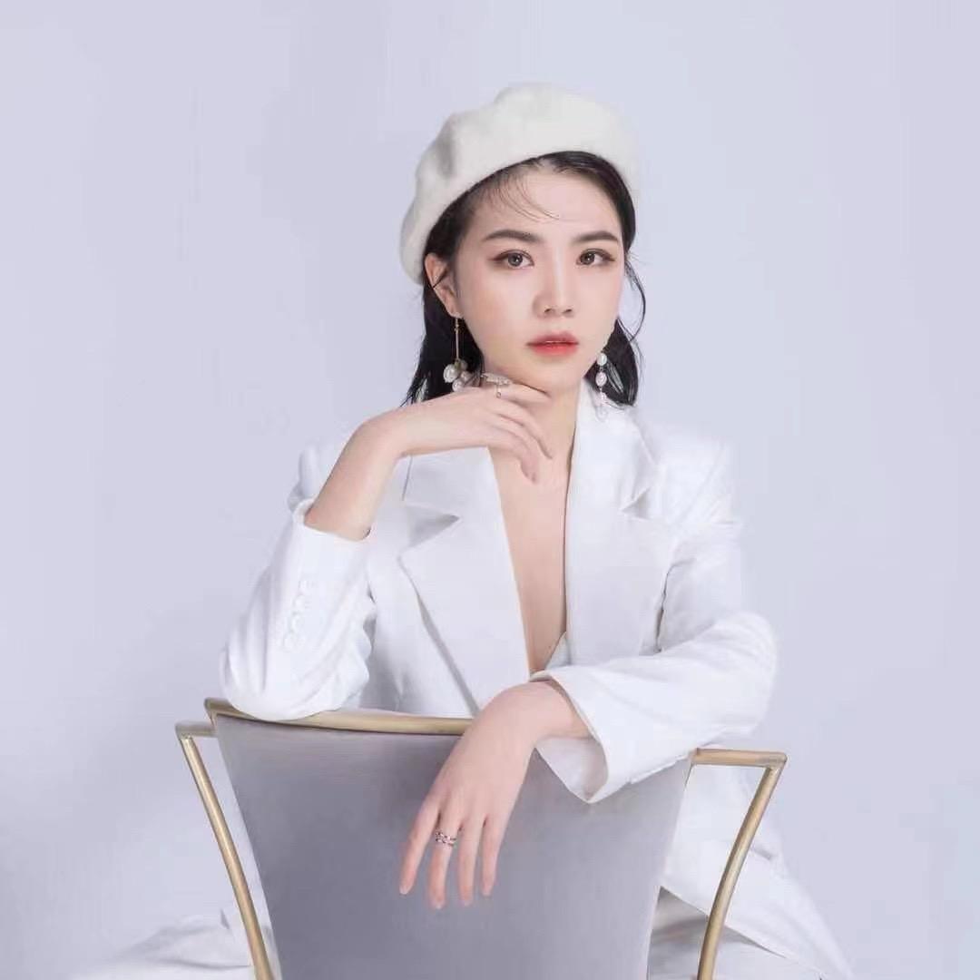 嘻嘻子🧚🏻‍♀️