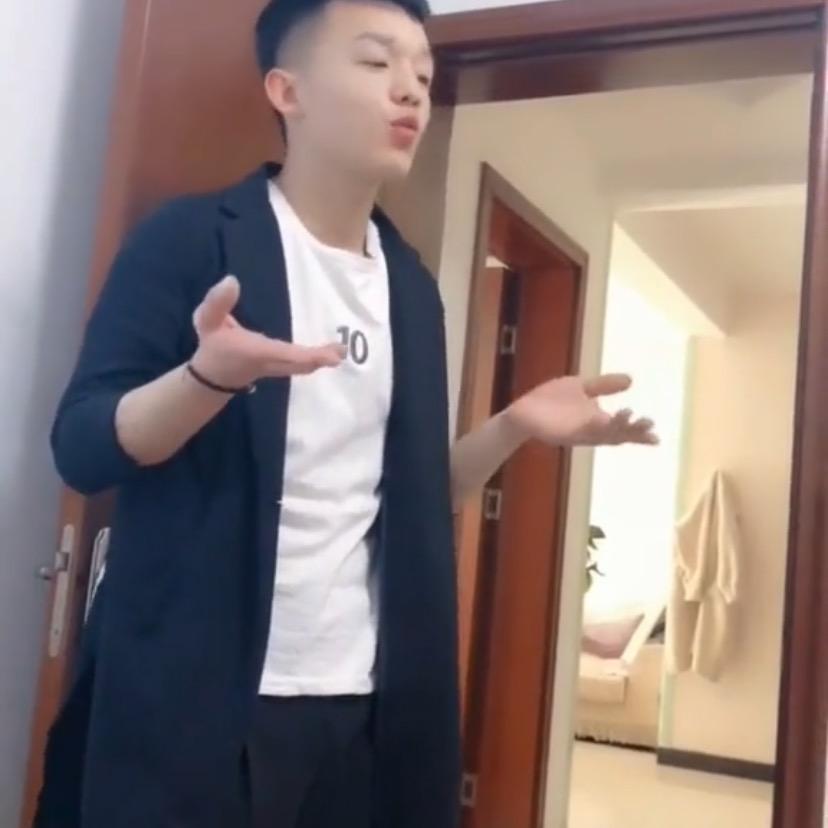 许飞儿的