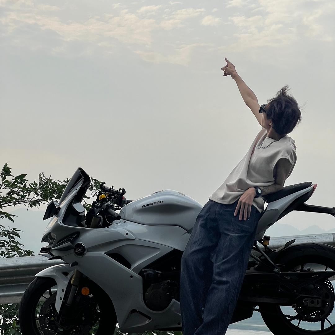 Crazy。