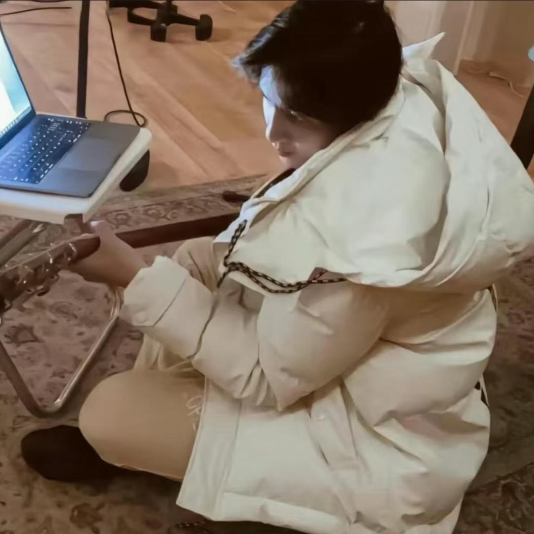欣子