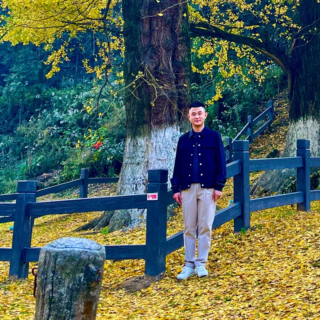 母维维