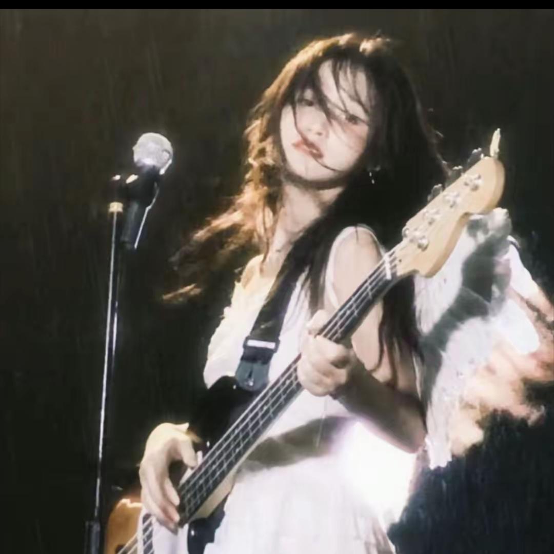 山东依沫文化传媒有限公司分析师小王