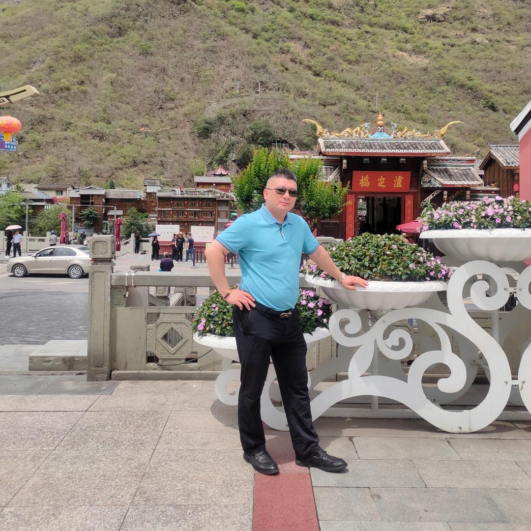 绝对低调（生活号）