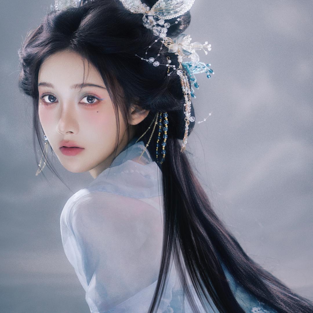 张悦Fatima