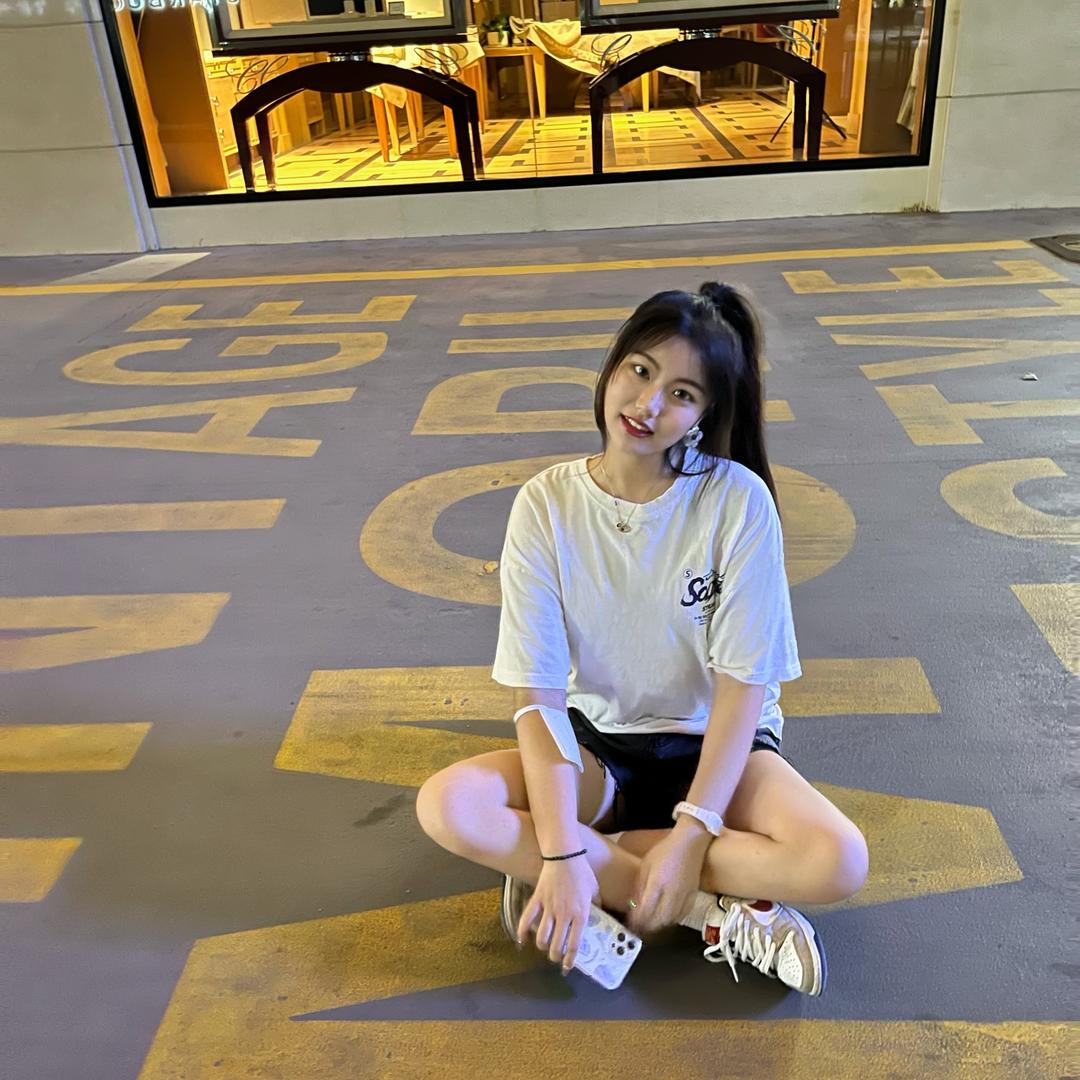 是露露吖