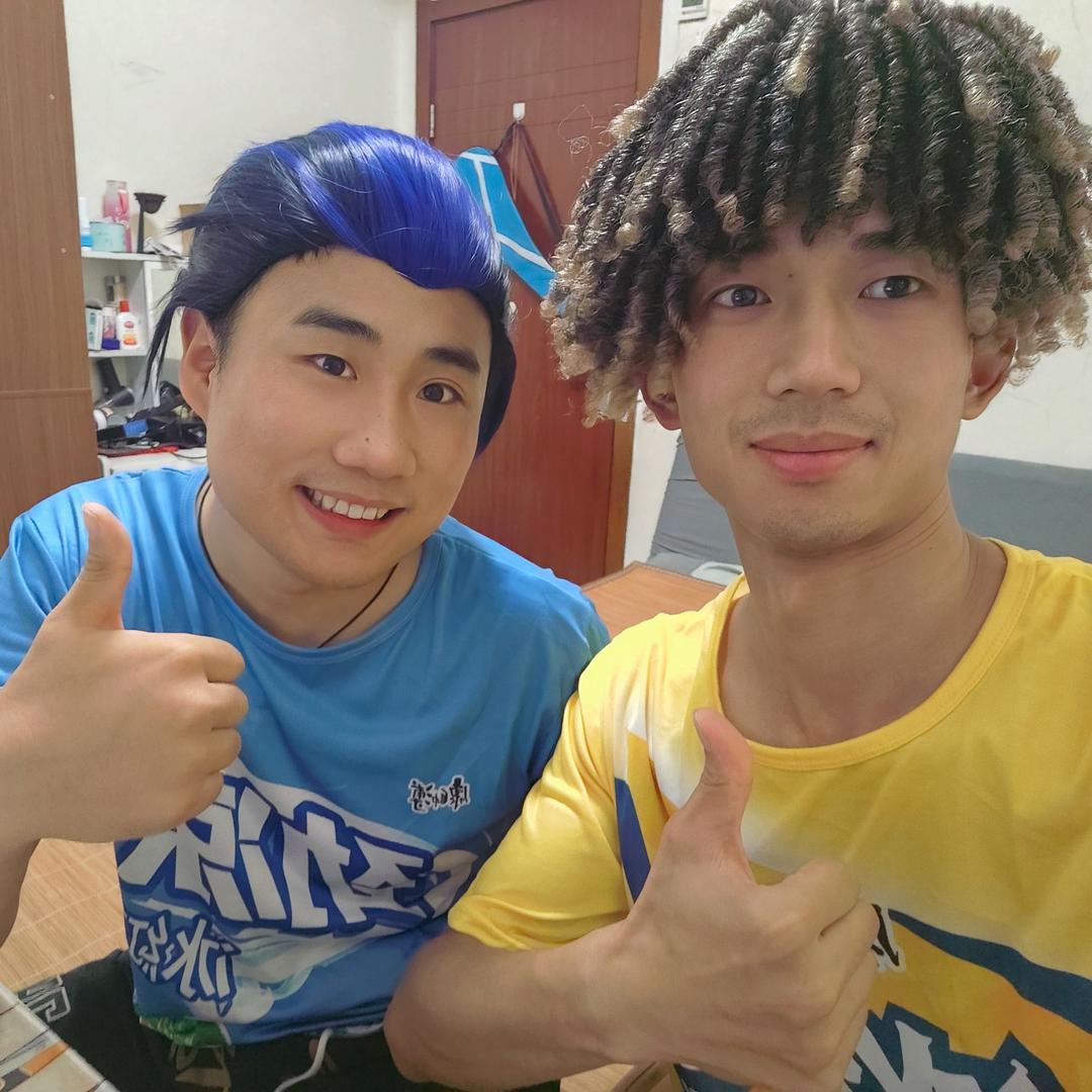 左右手OMG