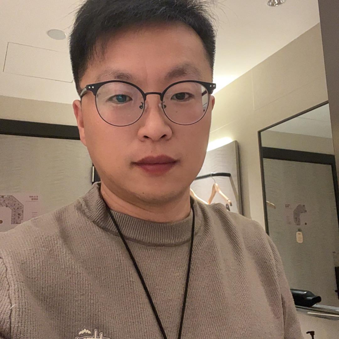 小杨哥比格犬繁殖舍（买🐶私聊）