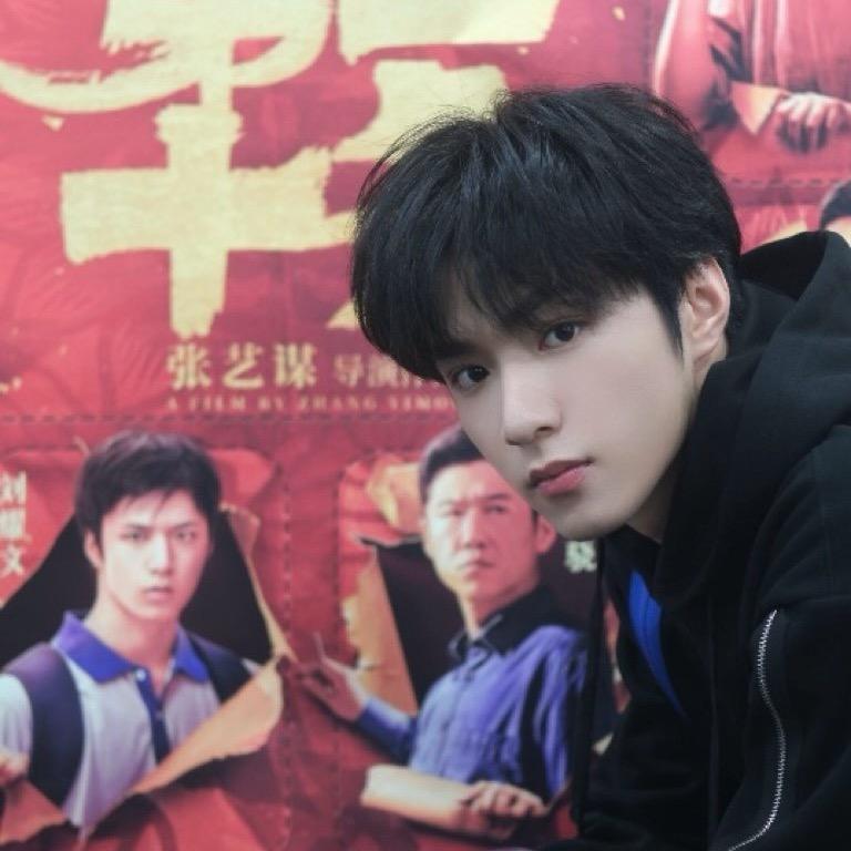 𝙢𝙤𝙤𝙣𝙦𝙪𝙖𝙠𝙚_