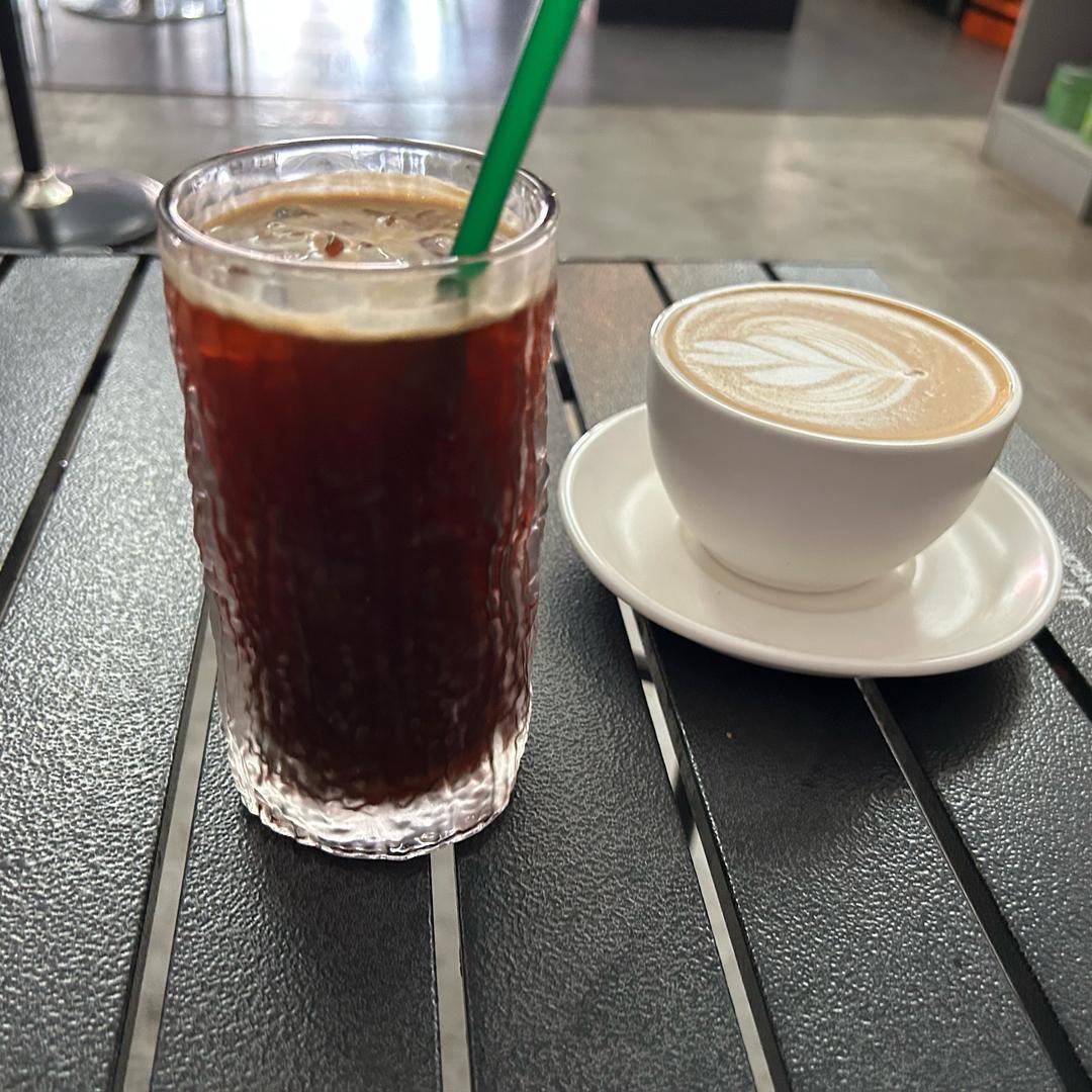 岁月催着人蹉跎