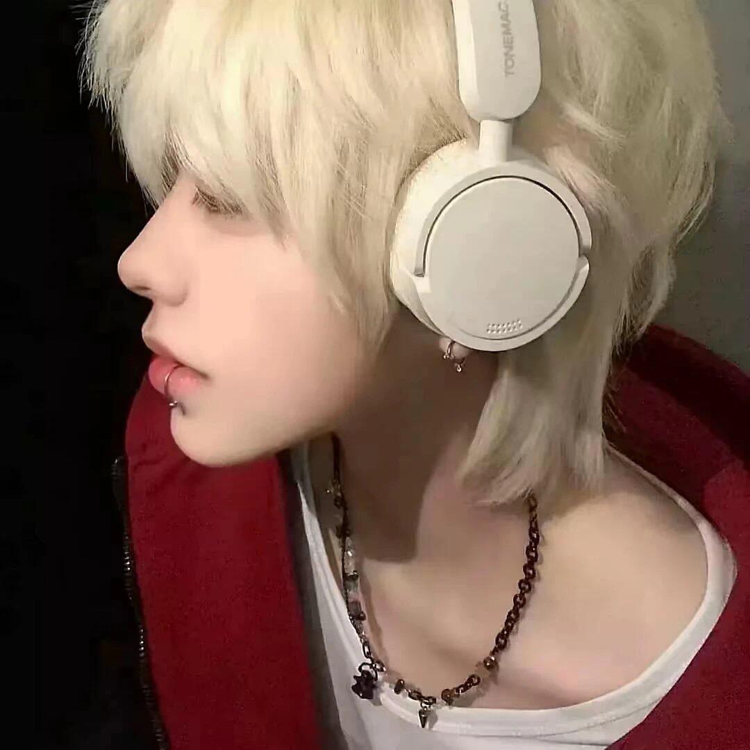 阿楷睡不醒