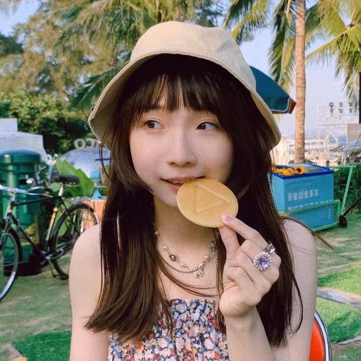 夏黎Scarlett🎐