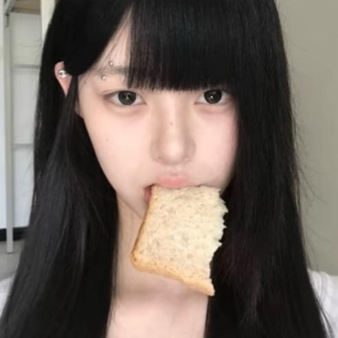 椿予