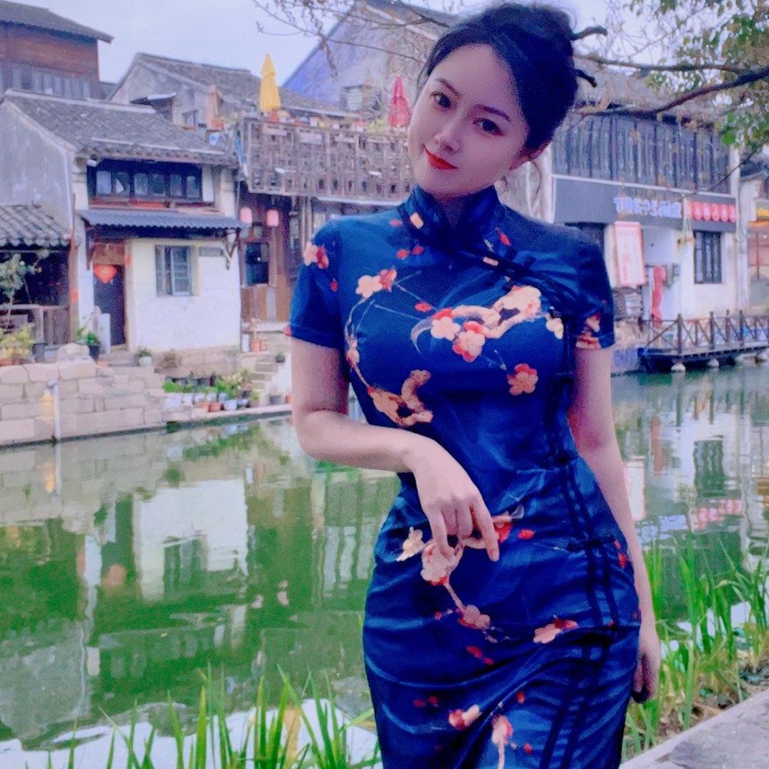 邻居老娜