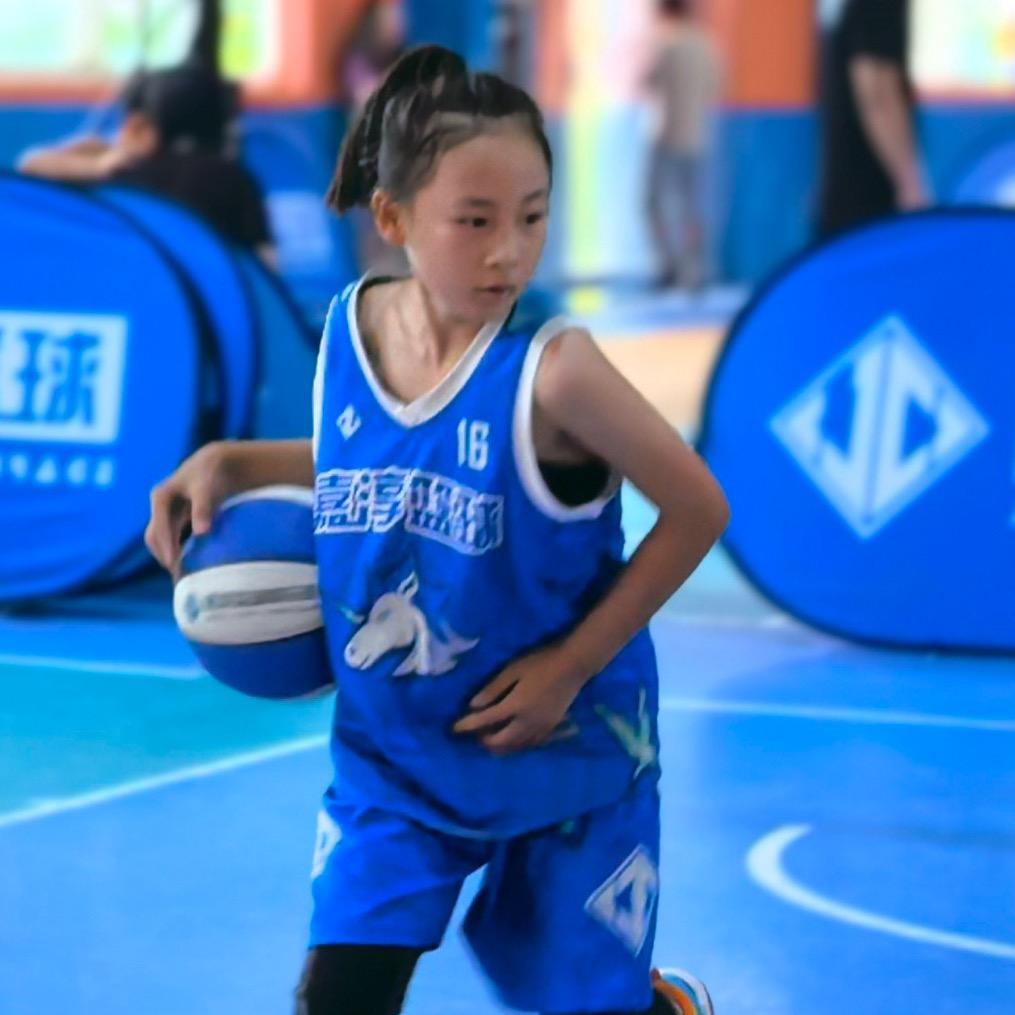 篮球女孩一一
