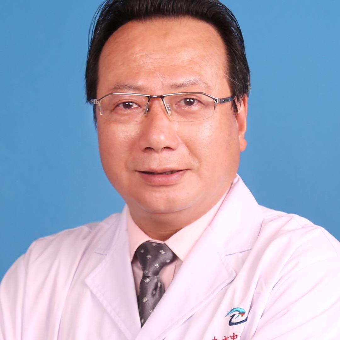 泌尿科主任彭敬生