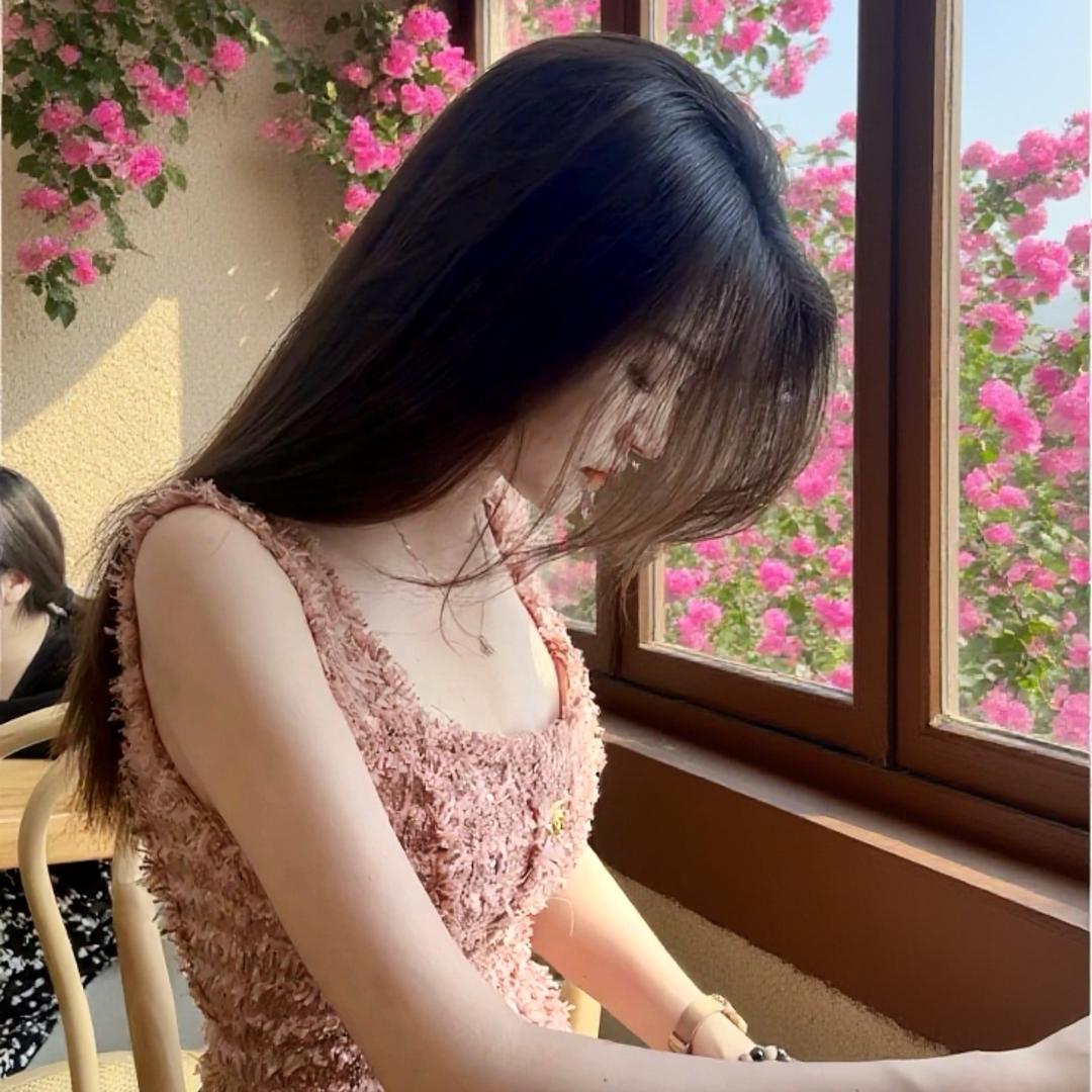 @犯困的君君吖