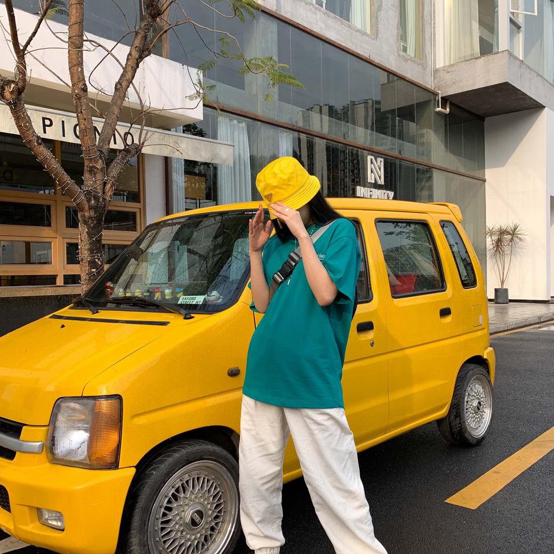 呼楼服饰店