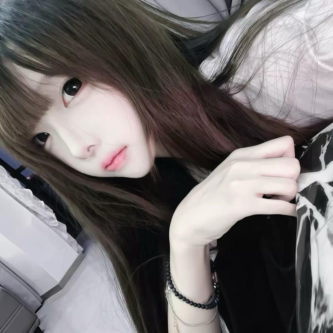 欣欣.
