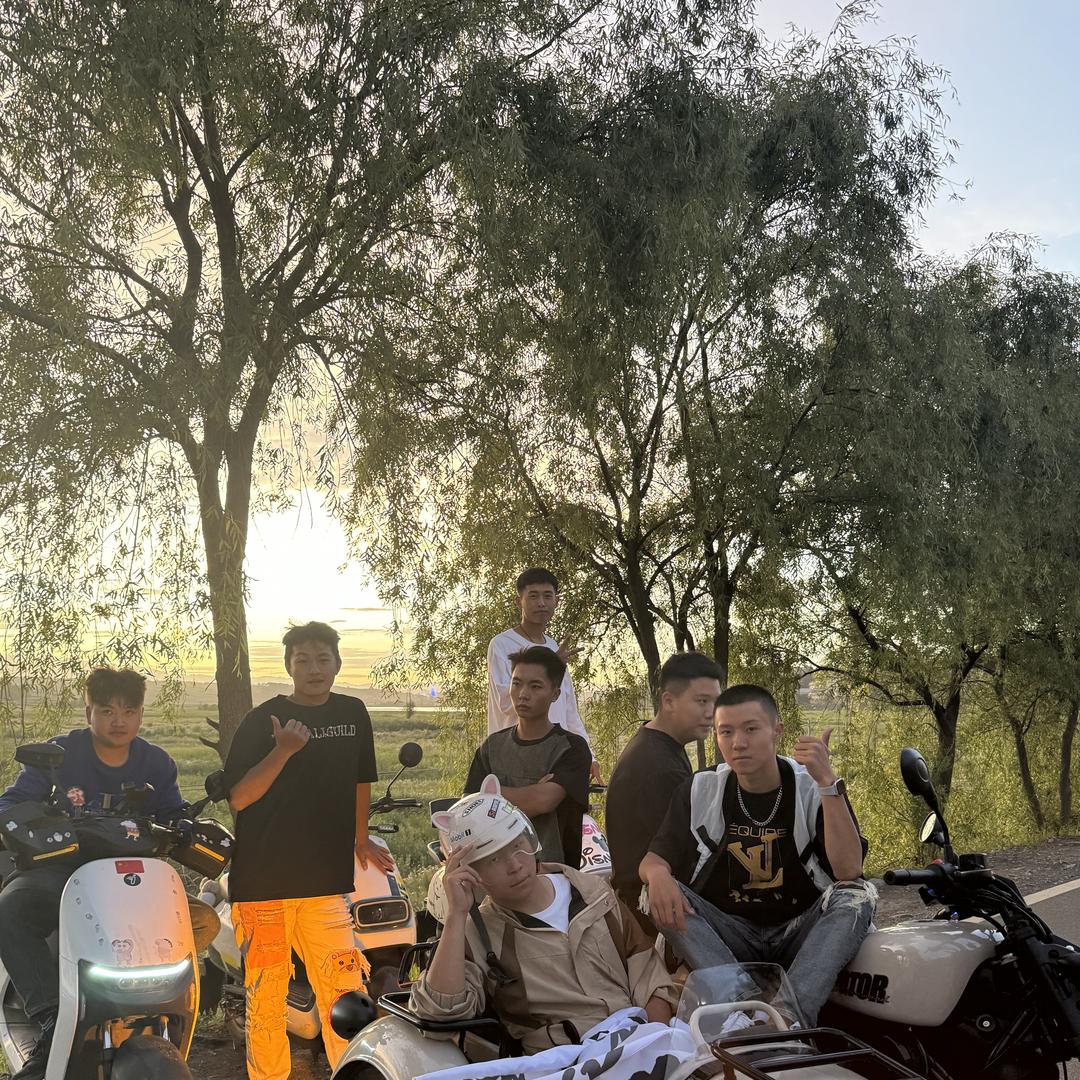 威宁宇迪机车俱乐部