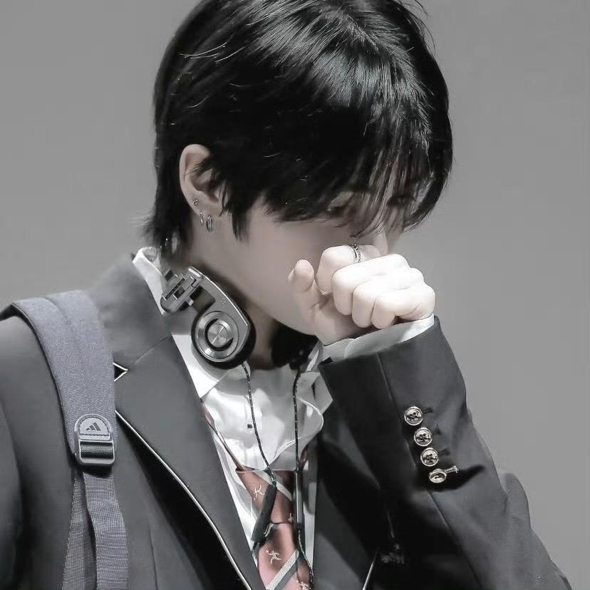 眼尾痣（被业余周报回复过）