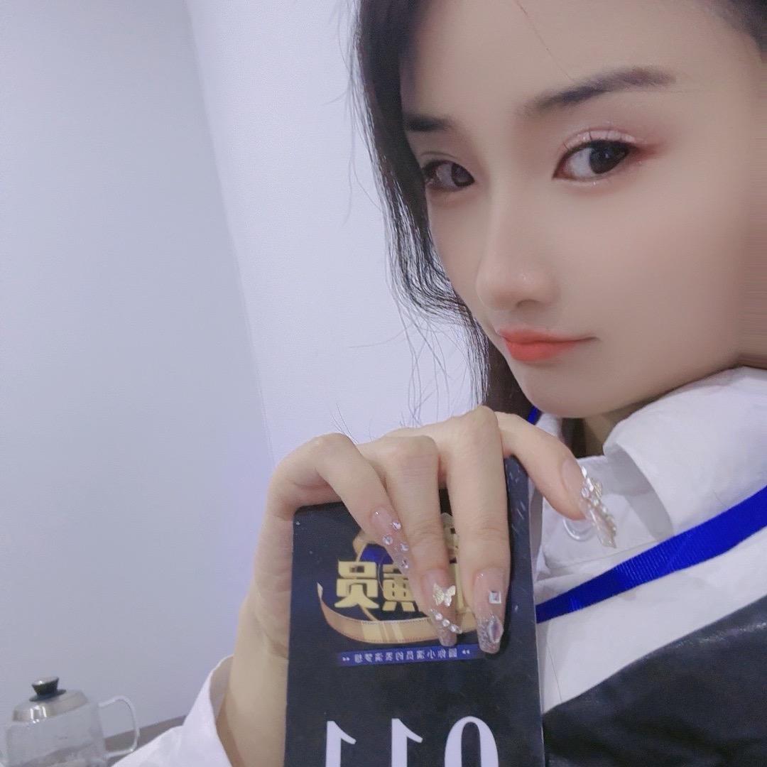 瑜伽中国舞老师舞灵
