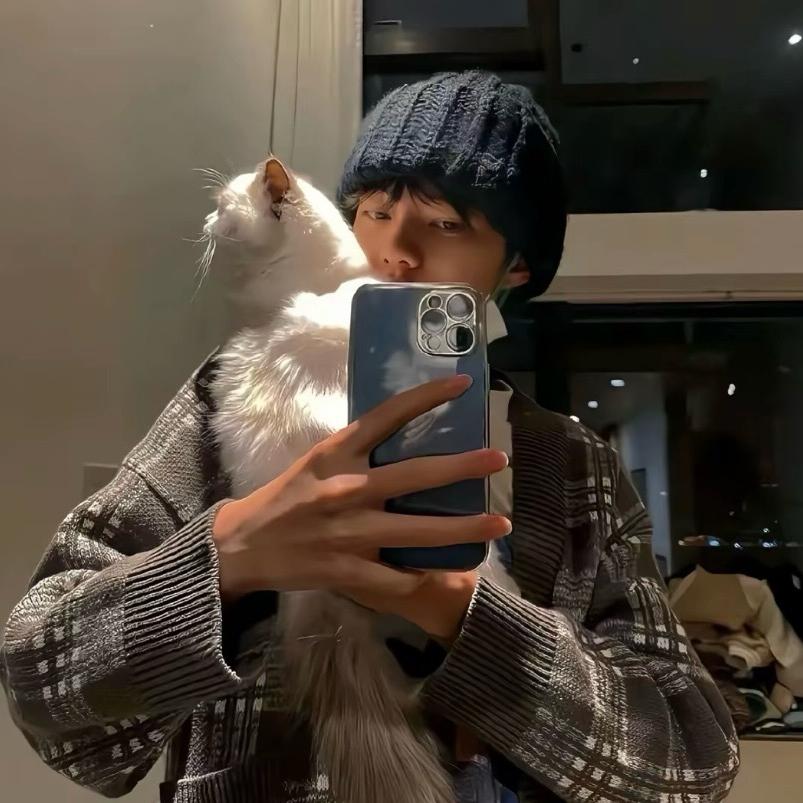 小雯（地铁护航）