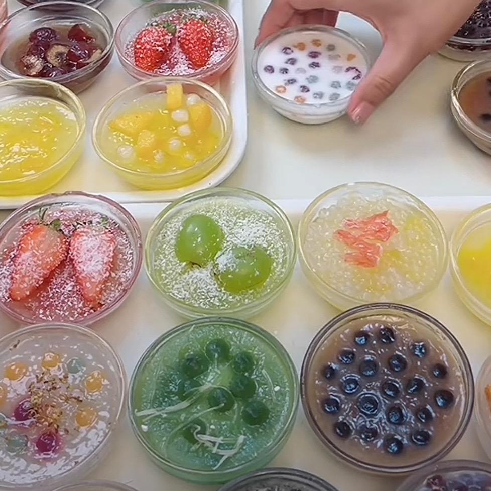 寿司🍣钵仔糕、冰粉、火鸡面