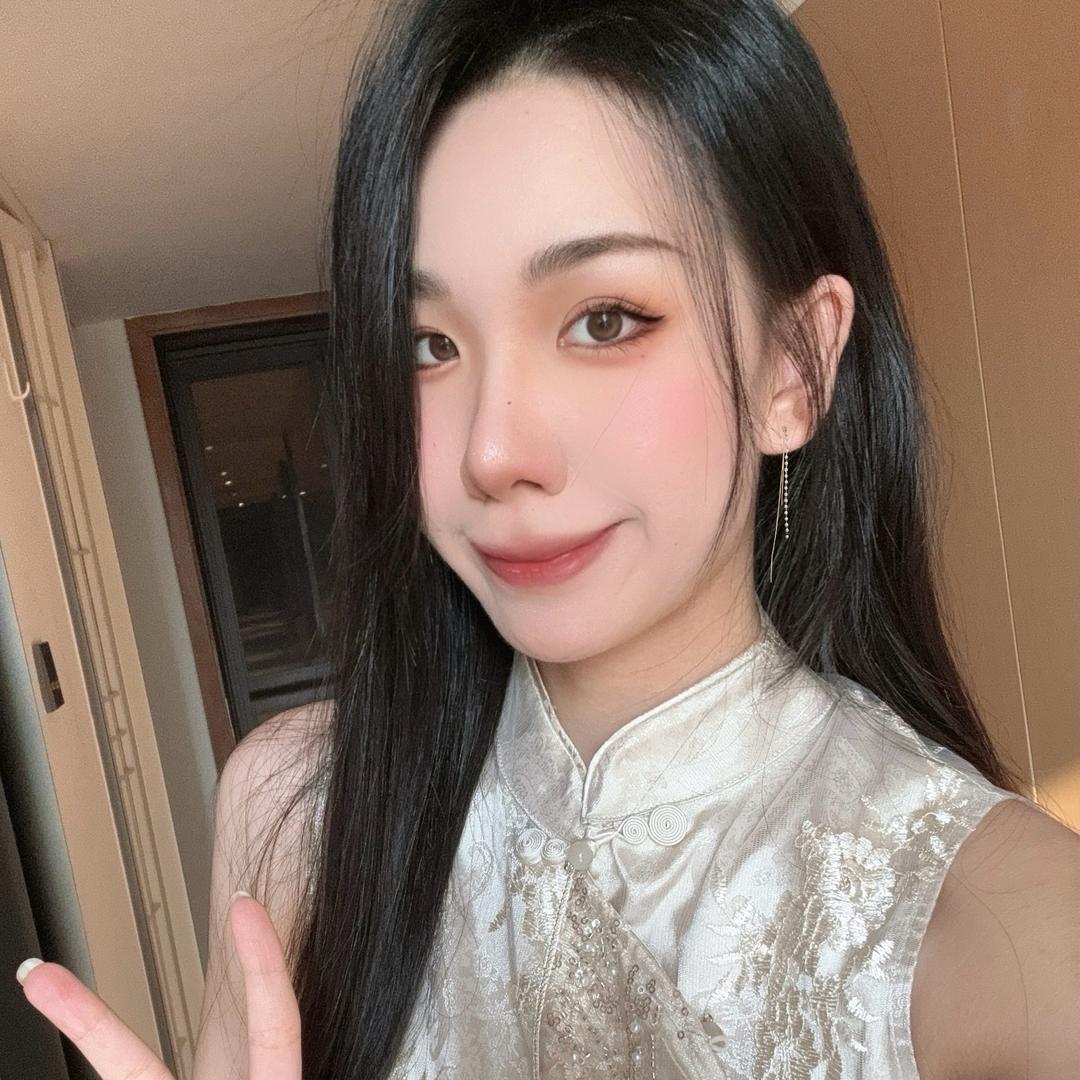 圆脸小徐的穿搭