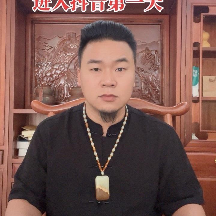 世界锤王，王世峰