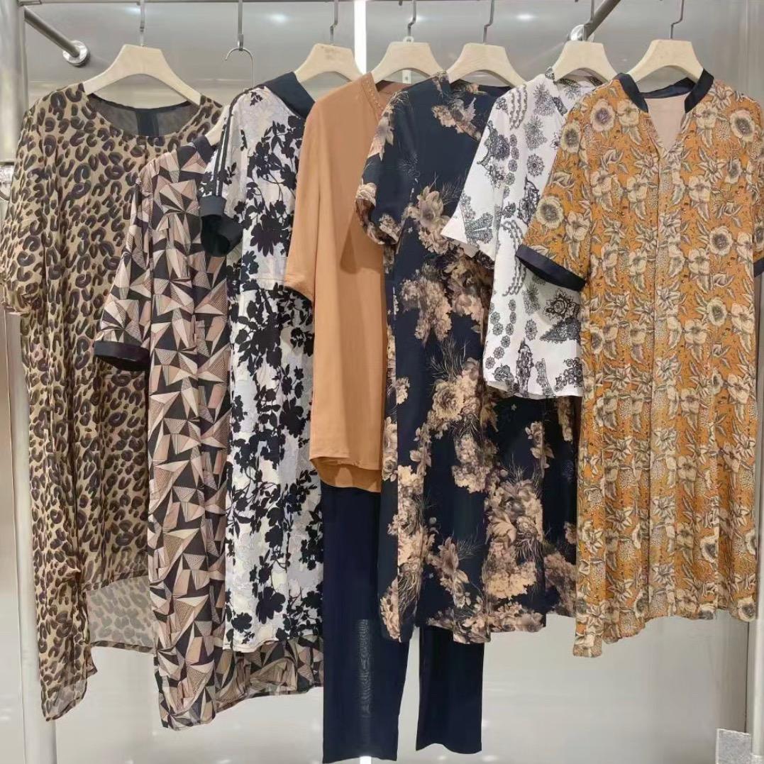 梅妈妈时尚中老年女装衣橱