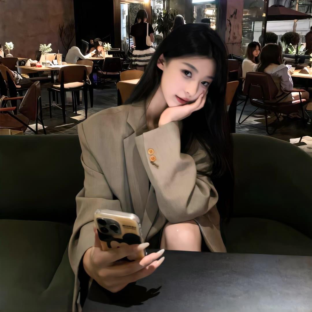 莉莉的衣橱