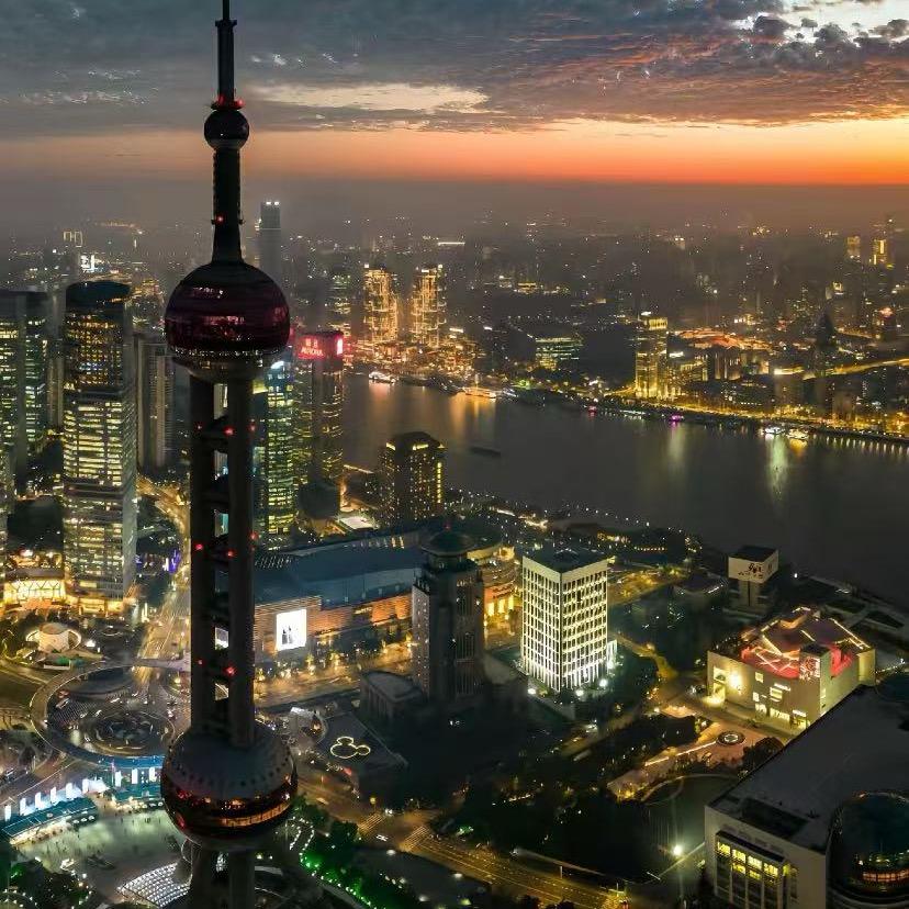 桑坡D. M.