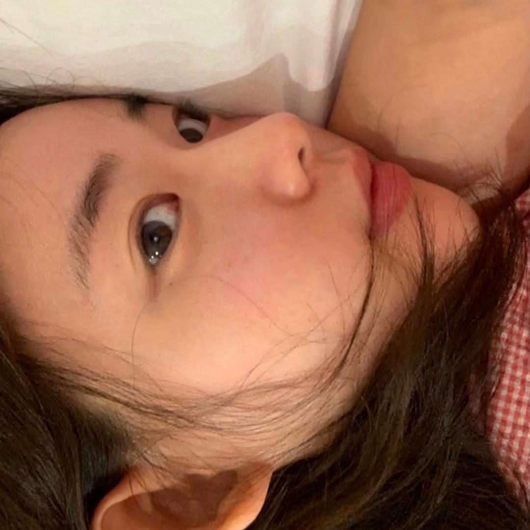 丽子.