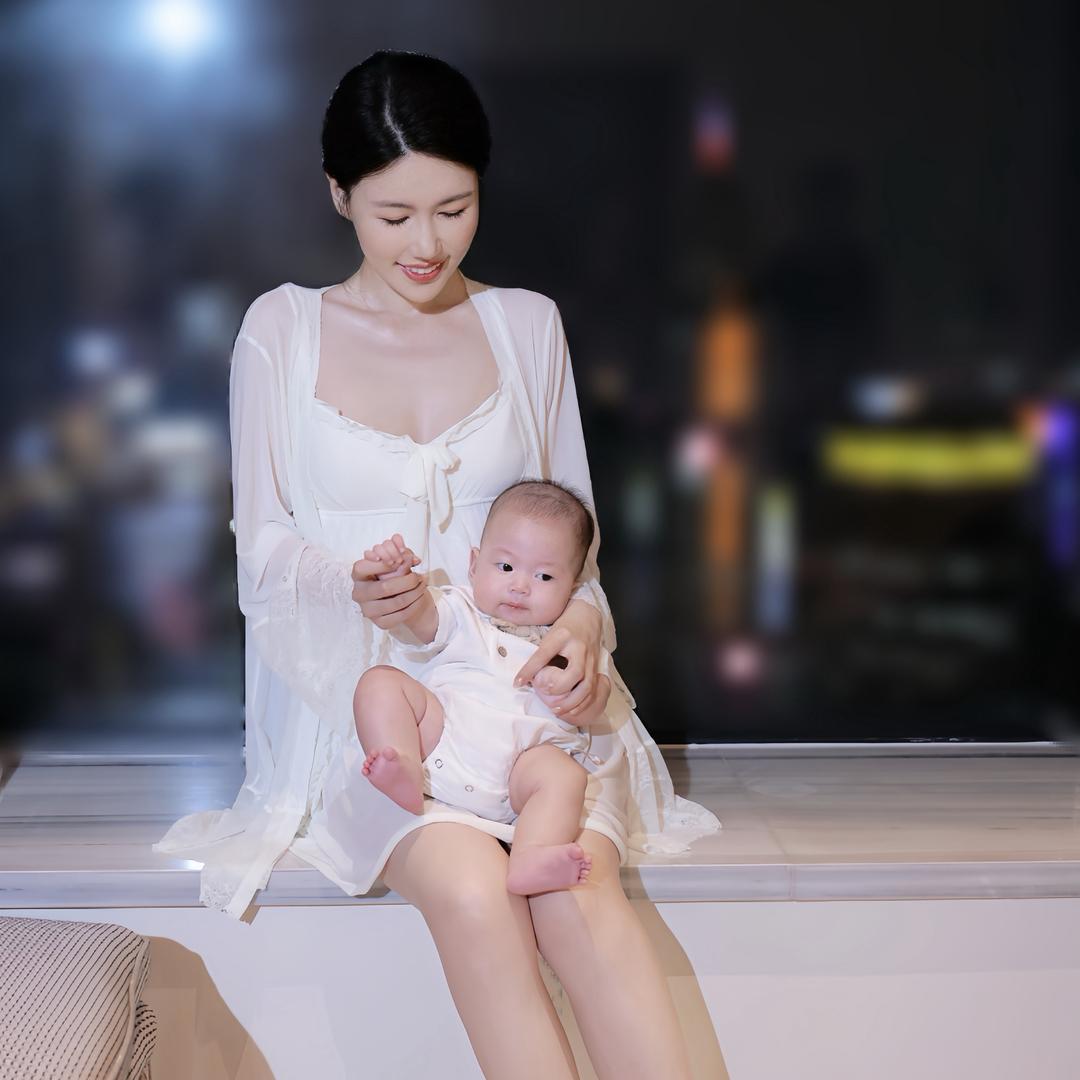 Monica（公务机买卖、包机）