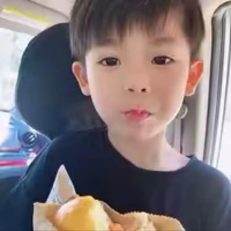 磊磊