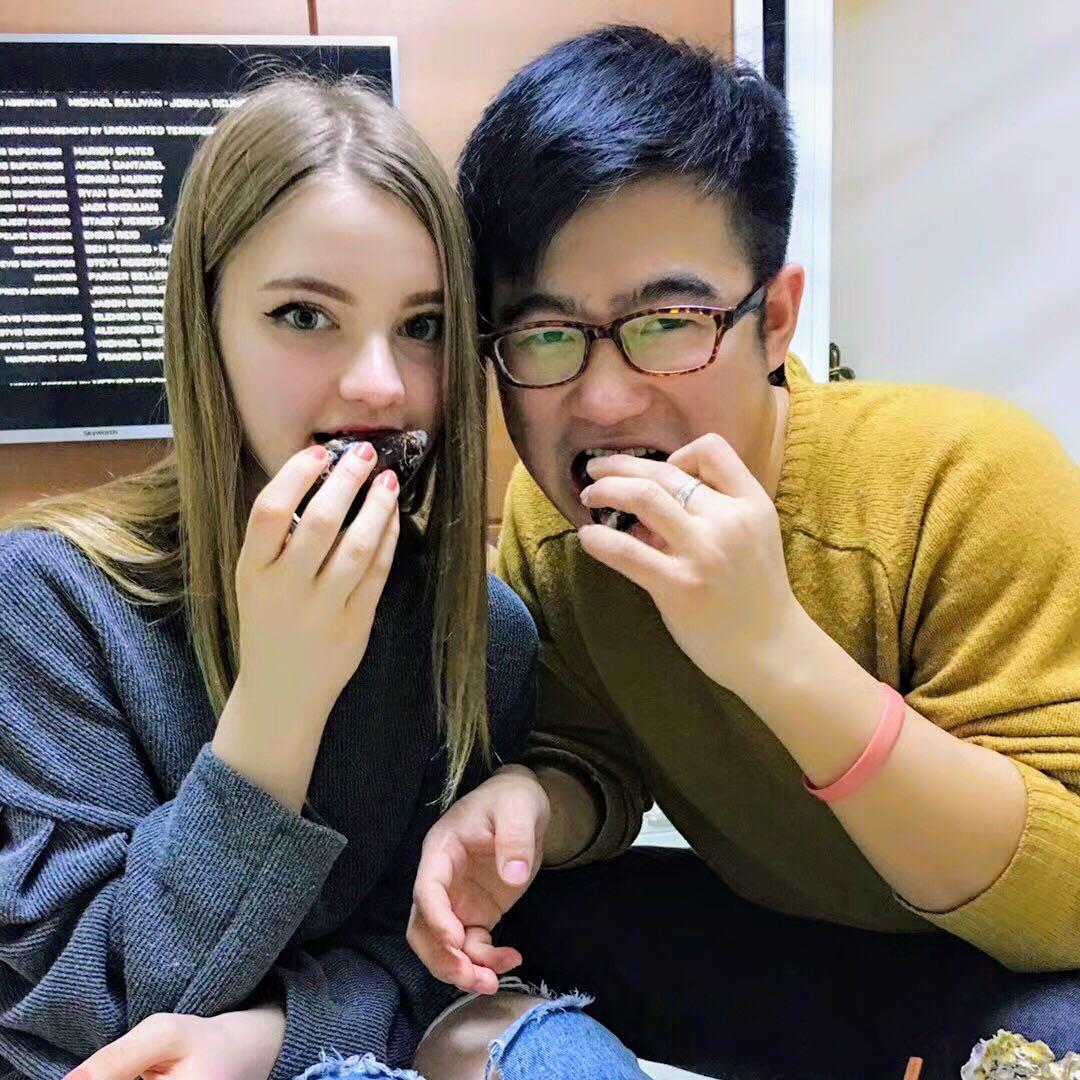 抖音号:aichao8888简介:感谢支持本本和阿丽娜 爱你们.视频概览11.