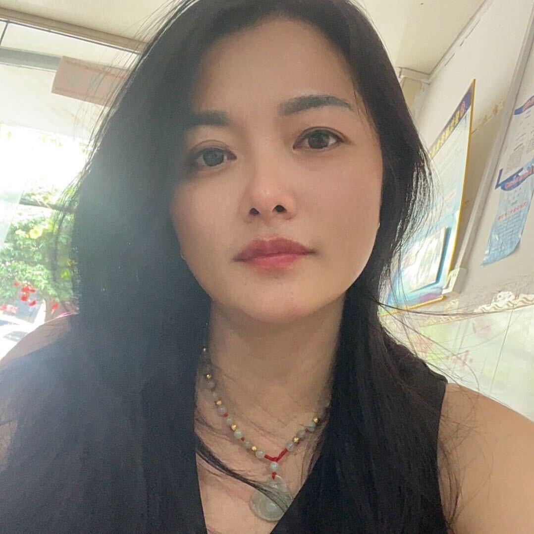 寂寞的小姐姐