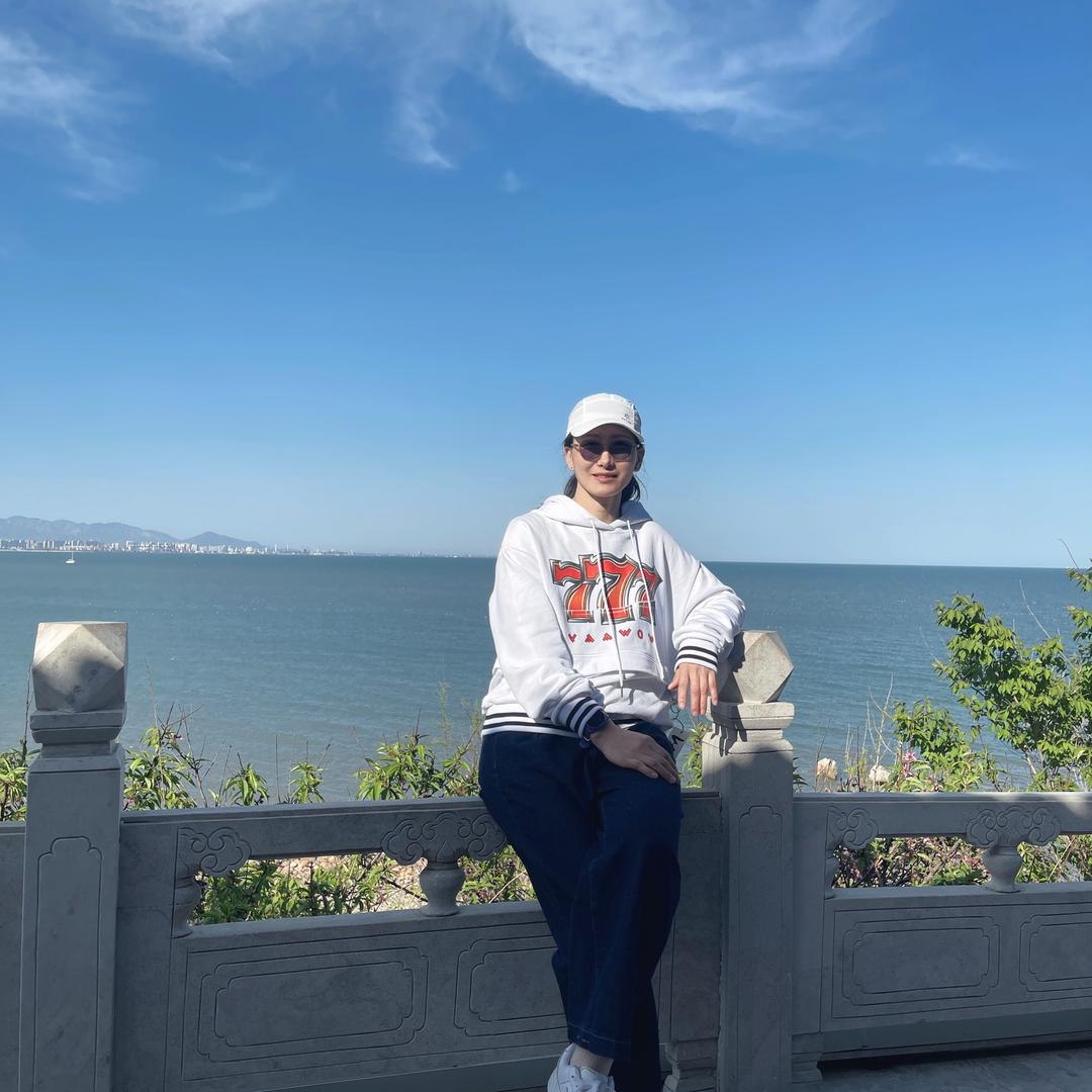 骑着我心爱的小摩托