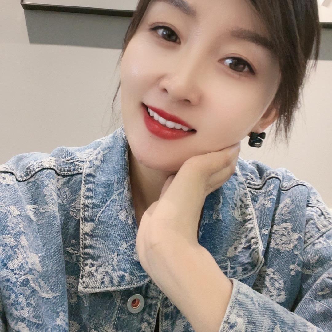 霞姐美妆