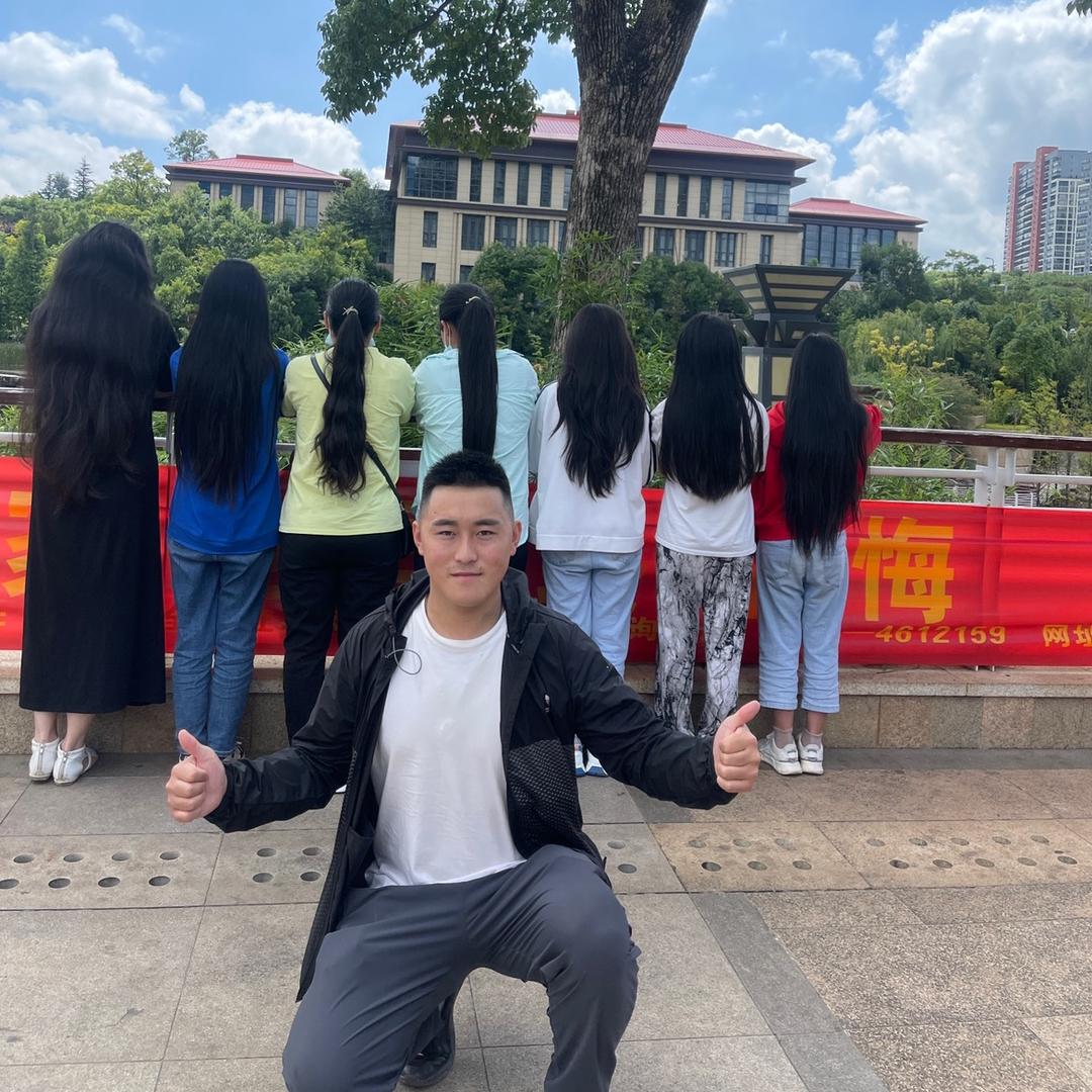 杨仁收头发