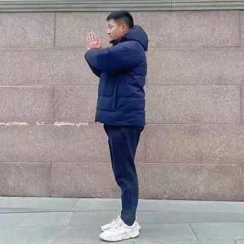 芦鹏(卖水果的大叔)