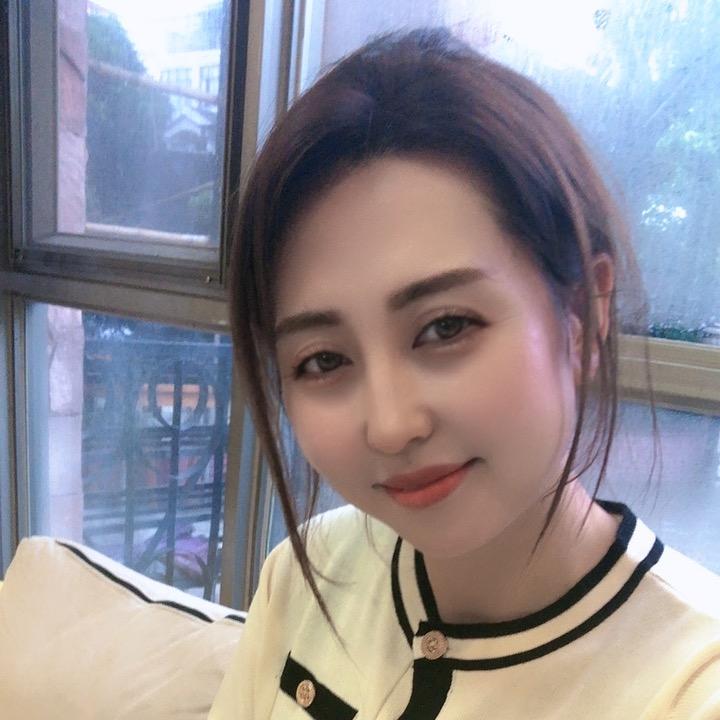 晴天女装服饰