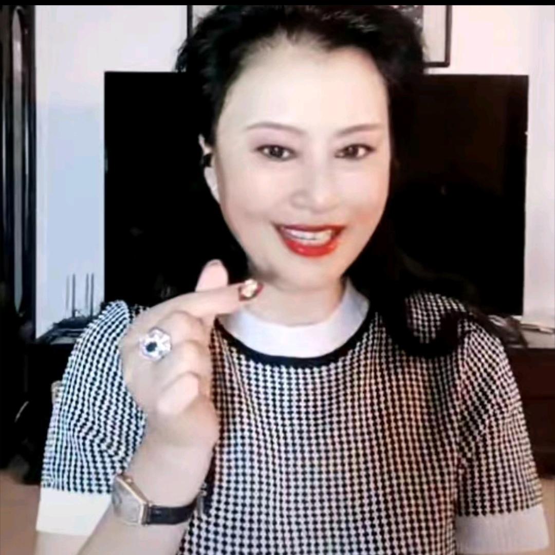 开心姐姐（雅韵）