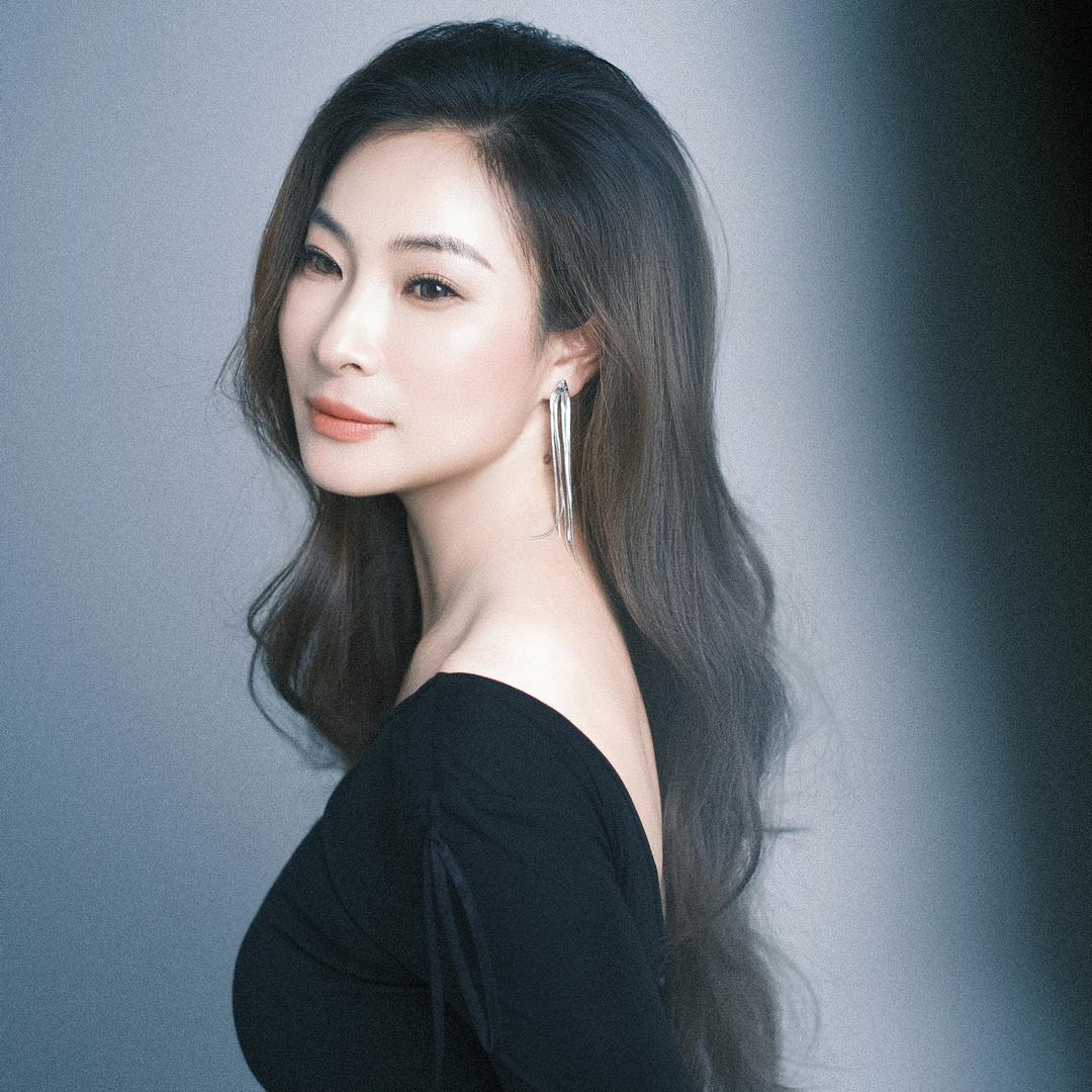 小可是笨笨女飞手