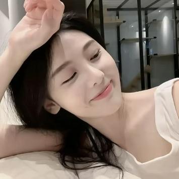 小英..
