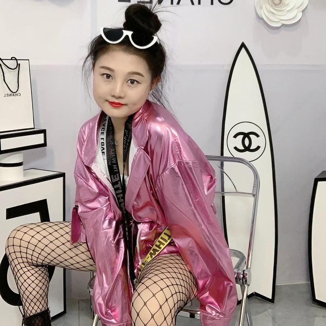 可爱的小右耳