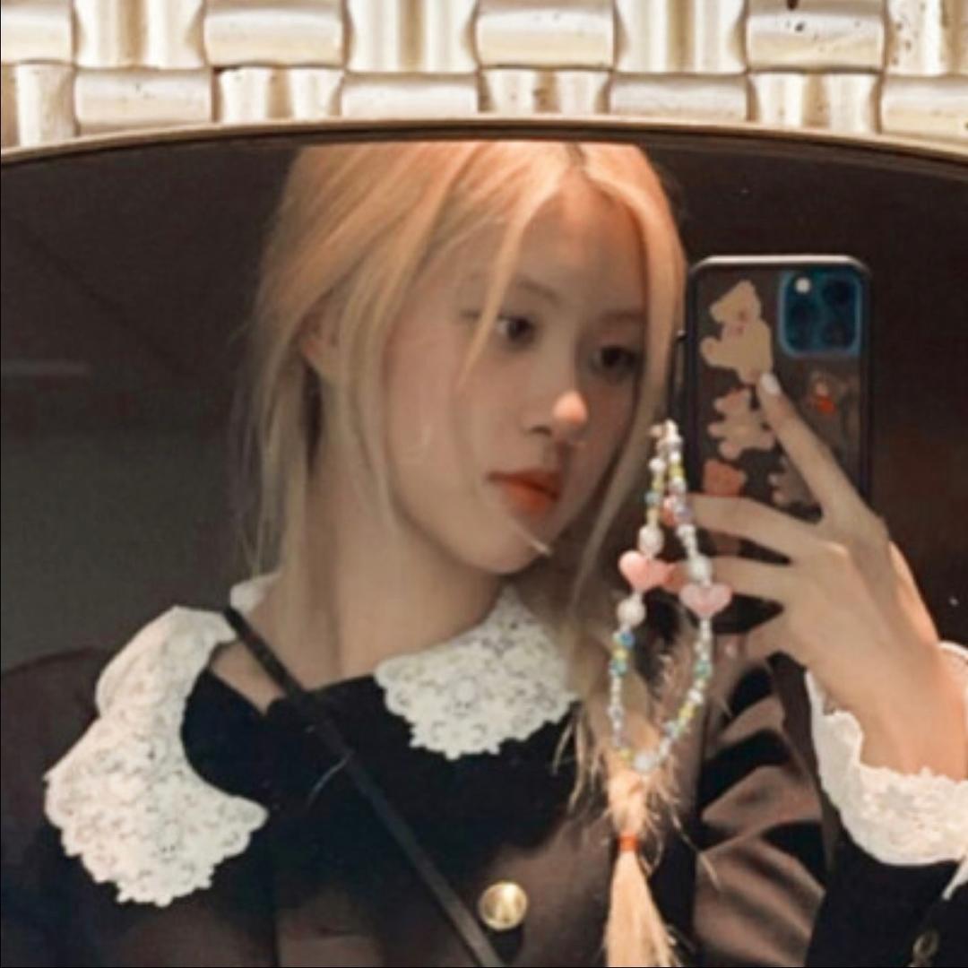 朴彩英rose.