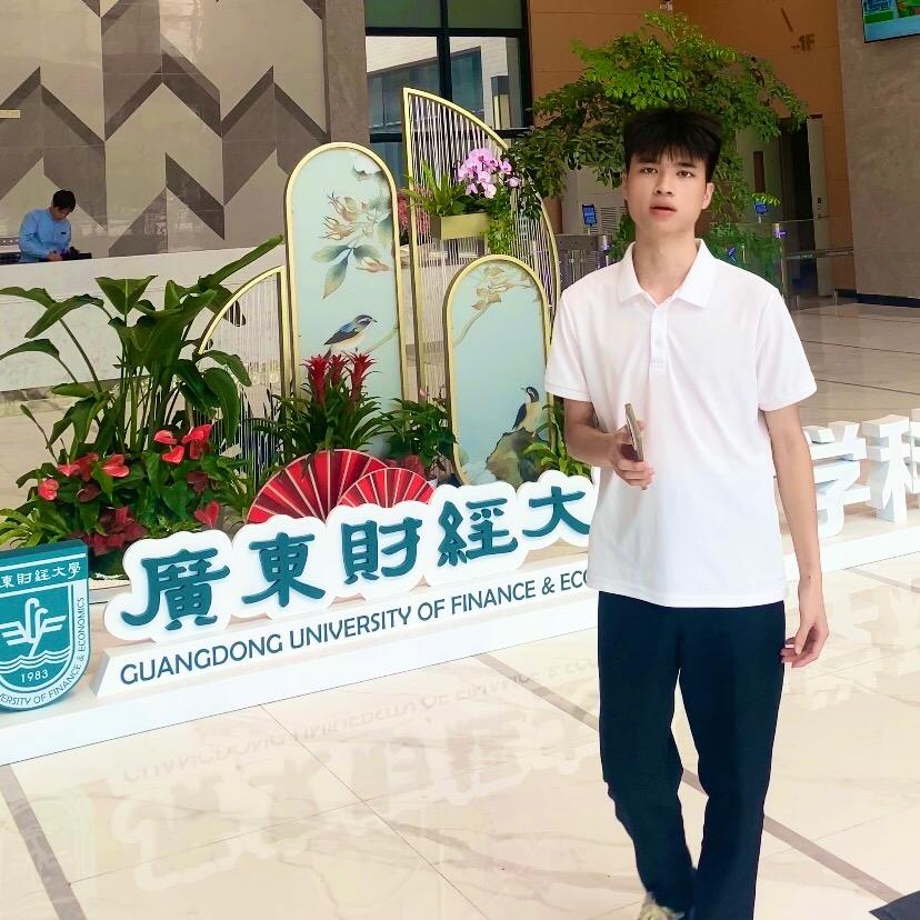 伍老师在广财🎓