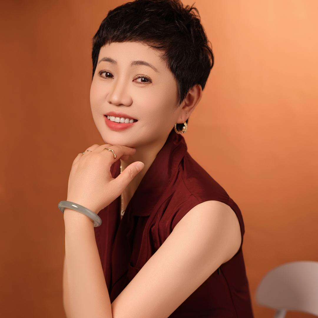 普宁威豹箱包体验店